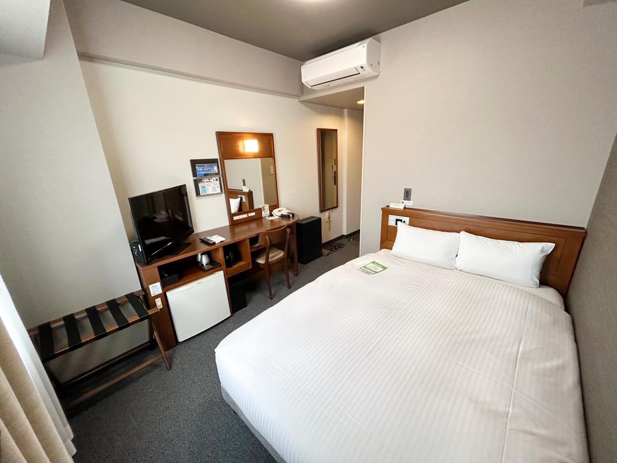 Hotel Route-Inn Iwata Inter Esterno foto